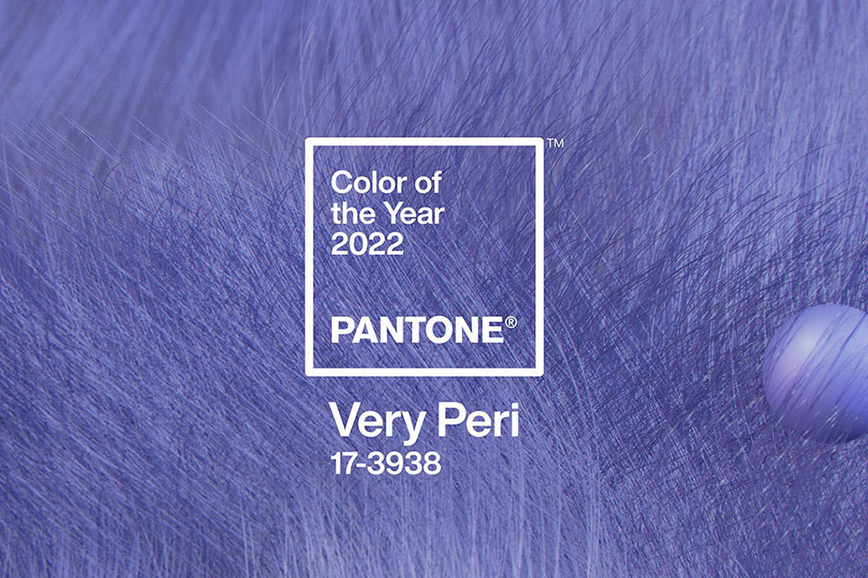 The new Pantone 2022 and the combination with natural fibers