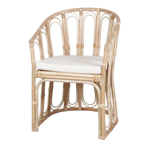 HEIDI RATTAN CHAIR Mediterranan style. Find it on MisterWils. More than 4000 sqm of showroom and warehouse.