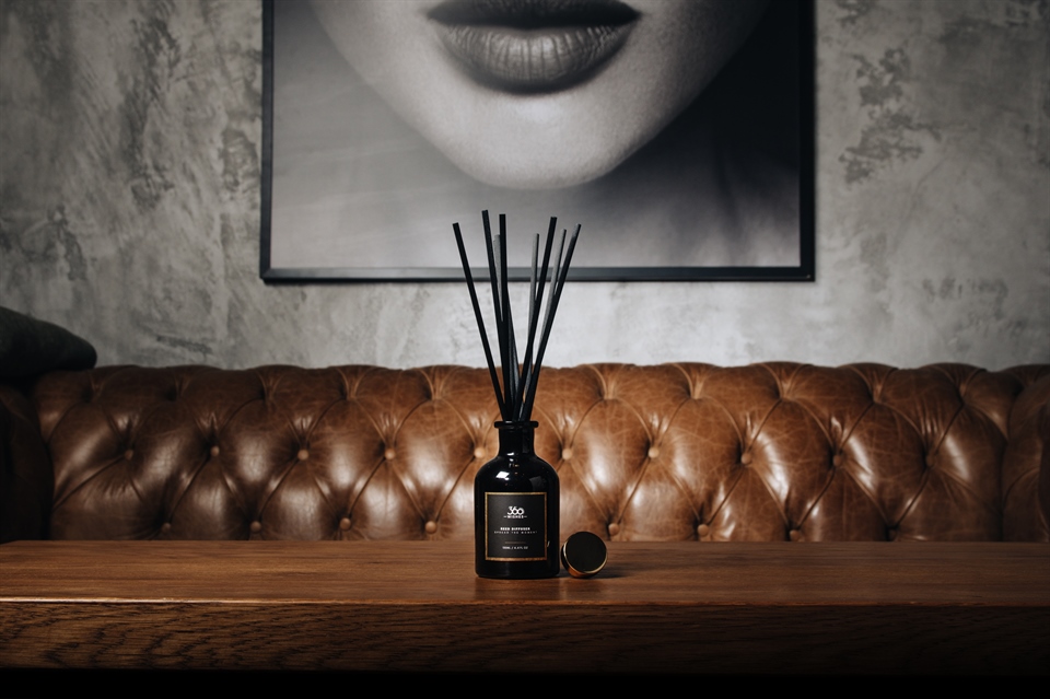 Fragrances and decor: How to achieve perfection. In this post, we explore how to combine fragrances and decor to achieve perfection in your spaces.