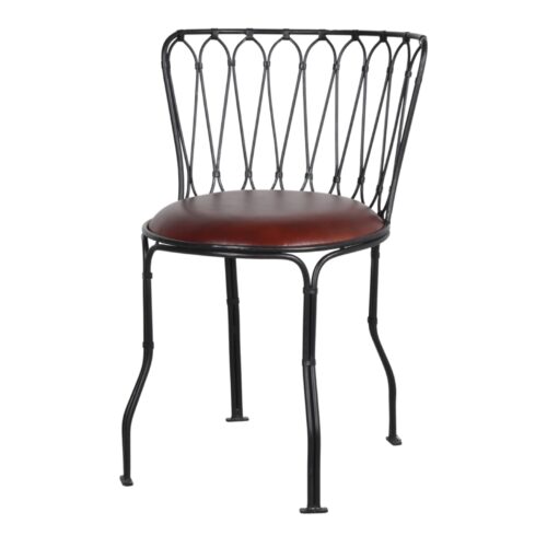 VILETTE METAL AND LEATHER CHAIR Vintage style, made of steel with leather seat. Find it on MisterWils. More than 4000m² of showroom and warehouse.