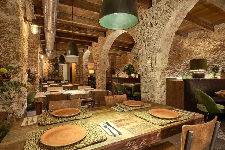 Create a unique ambiance in your restaurant with these exclusive pieces.