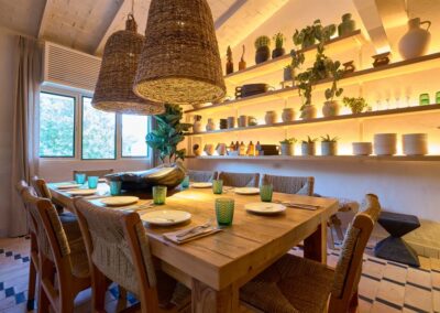 Natural furniture in Hermanos Guadalupe restaurant